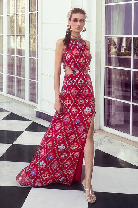 DiyaRajvvir Diamond Frame Print Gown 