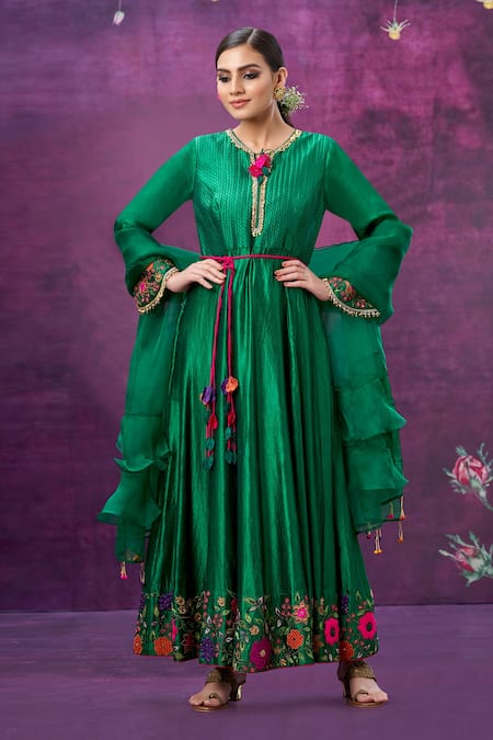 Label Niti Bothra Green Kora Silk Mughal Round Floral Applique Anarkali With Dupatta