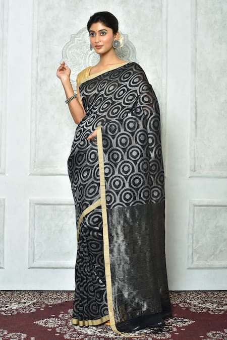 Samyukta Singhania Scalloped Zari Work Saree 