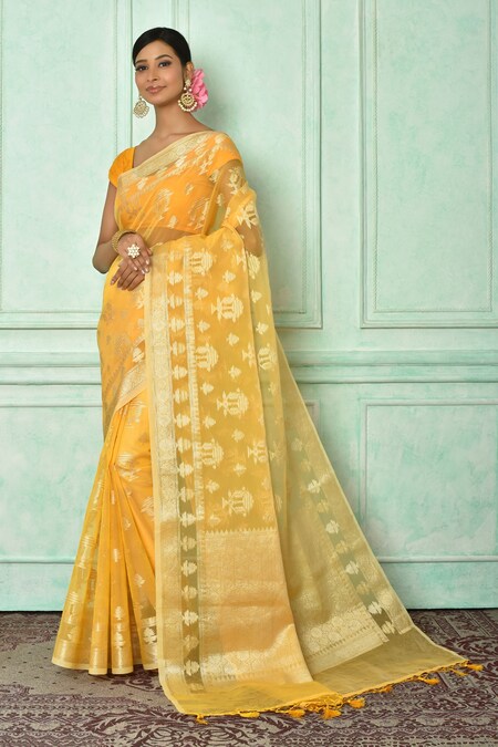 Buy Green Katan Tanchoi Silk Woven Pattern Saree With Running Blouse For  Women by Samyukta Singhania Online at Aza Fashions.