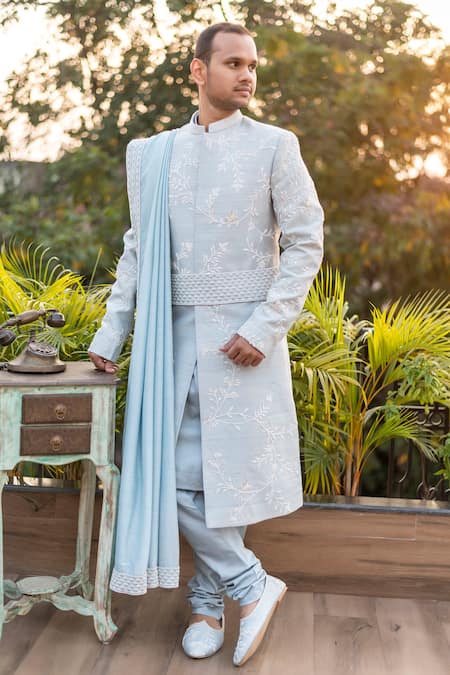 Decemberbyvivek Flower Vine Embroidered Sherwani Set 