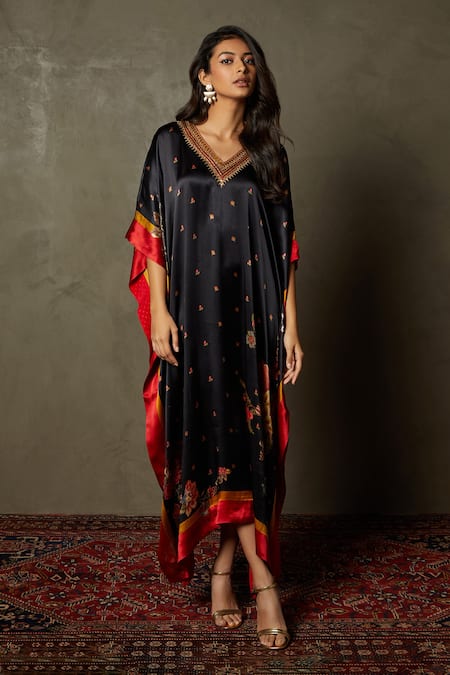 RI.Ritu Kumar Black Silk Satin And Embroidery Floral V Neck Wild Flower Kaftan 