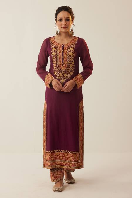 Shrutkirti Purple Chanderi Silk Embroidered Aari Round Kurta Set at Aza Fashions Shrutkirti_Purple Chanderi Silk Embroidered Aari Round Kurta Set_at_Aza_Fashions