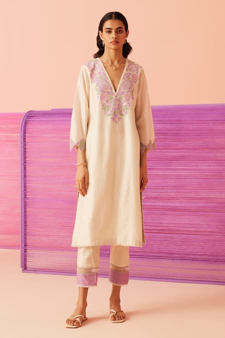 Sureena Chowdhri Mystic Blooms Silk Chanderi Kurta Set 