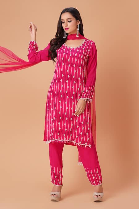 Amani Pearl Embroidered Kurta Set 