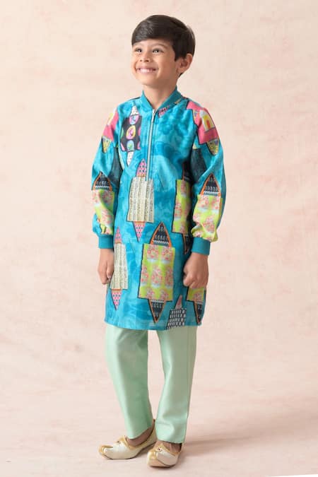 Thetaa Blue Chanderi Silk Printed Geometric Abstract Kurta With Pant 