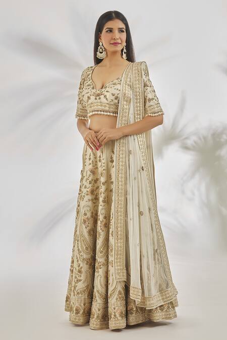 Buy Vandana Sethi Ivory , Organza Zari, Zardozi Paisley Embroidered Bridal Lehenga Set Online at Aza Fashions Buy_Vandana Sethi_Ivory , Organza Zari, Zardozi Paisley Embroidered Bridal Lehenga Set _Online_at_Aza_Fashions