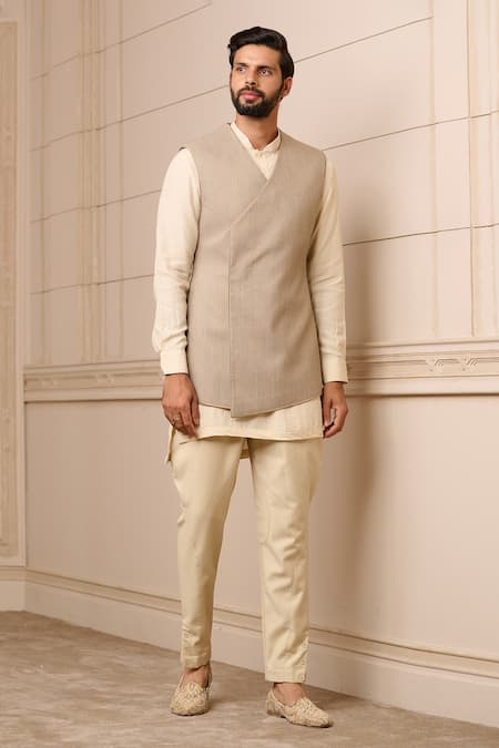 Tarun Tahiliani Embroidered Overlap Waistcoat 