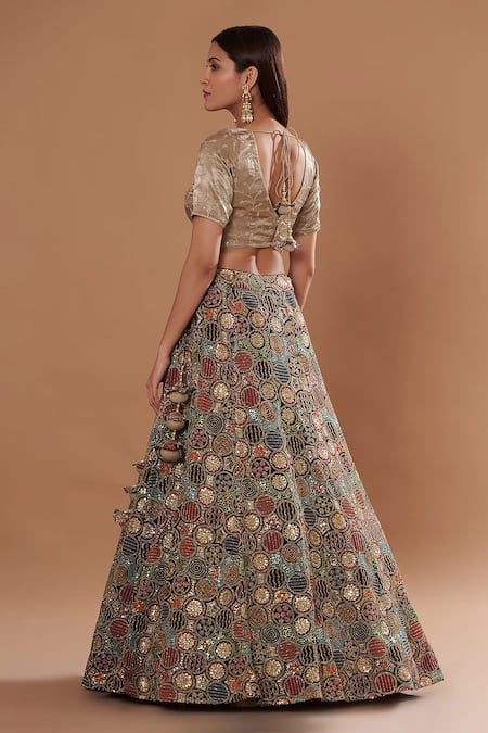 Two Sisters By Gyans Resham Embroidered Lehenga Set 