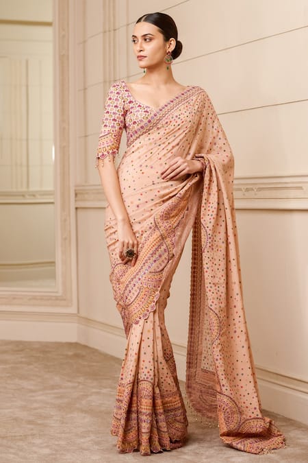 Peach Organza Silk Saree With A Matching Trendy Blouse | Organza sarees,  Organza silk saree, Organza