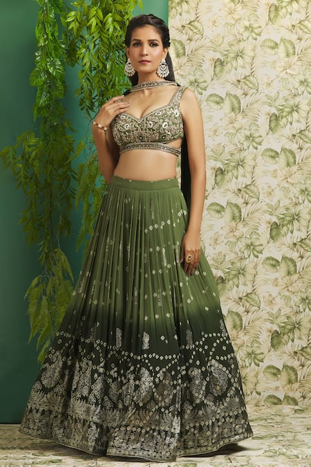 Alaya Advani Green Georgette Printed And Embroidered Bandhani Sweetheart Ombre Lehenga Set 