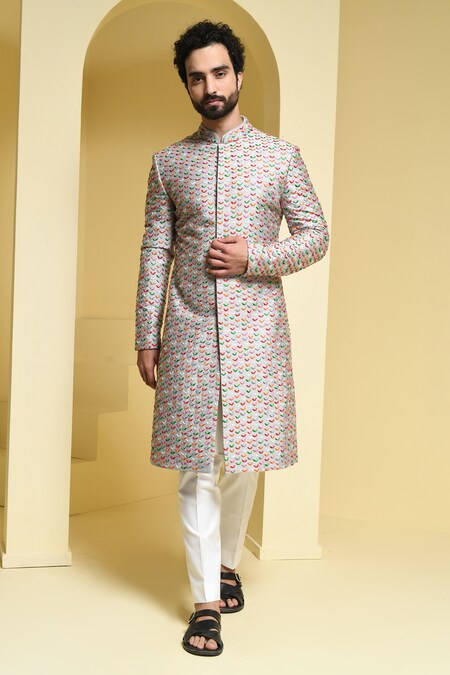 KUSTOMEYES Silver Cotton Silk Embroidered Floral Thread Sherwani Set 