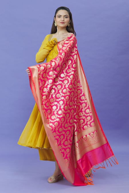 Shop Naintara Bajaj Pink Brocade Embroidery Banarasi Floral Vine Pattern Dupatta at Aza Fashions Shop_Naintara Bajaj_Pink Brocade Embroidery Banarasi Floral Vine Pattern Dupatta _at_Aza_Fashions