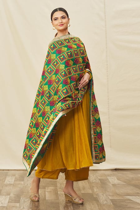 Samyukta Singhania Cotton Silk Geometric Phulkari Work Dupatta 