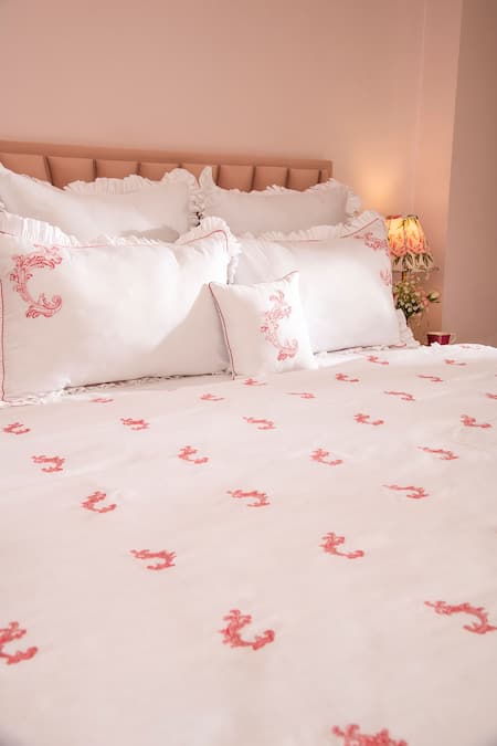 La Paloma Cotton Embroidered Bedsheet Set 