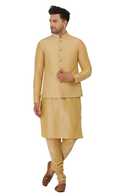 Manish Nagdeo Quilted Bundi Jacket Kurta Set 