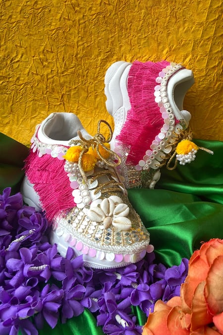 Chal Jooti White Embellished Bohemian Butterfly Wedding Sneakers 