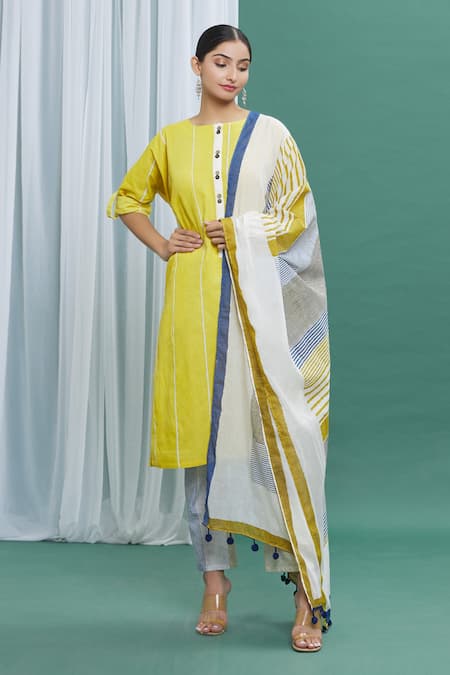 BANANA labs Printed Striped Straight Kurta Set 