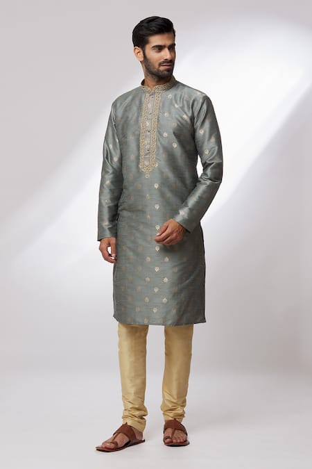 Samyukta Singhania Banarasi Floral Pattern Woven Kurta 