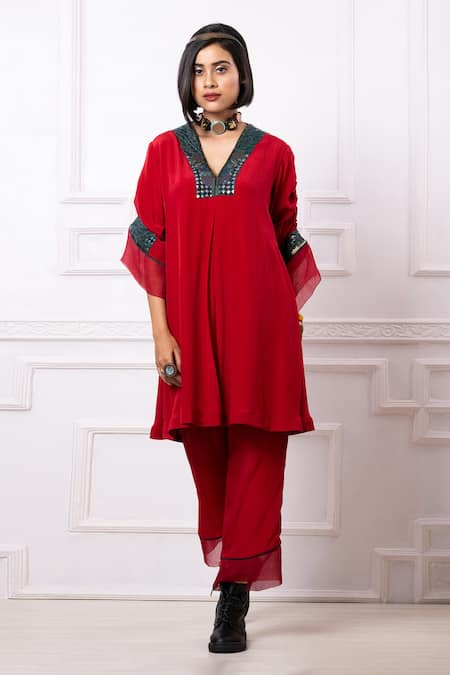 Megha Garg Red Artificial Crepe Placement Embellishment Sequin V Neck Kurta With Pant 