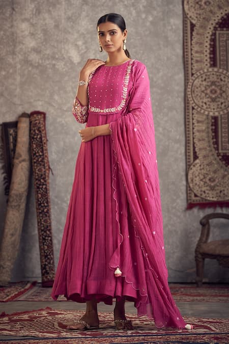 Hirika&Dhruti Pink Chanderi Hand Embroidered Thread And Sequin Work Round Anarkali With Dupatta 