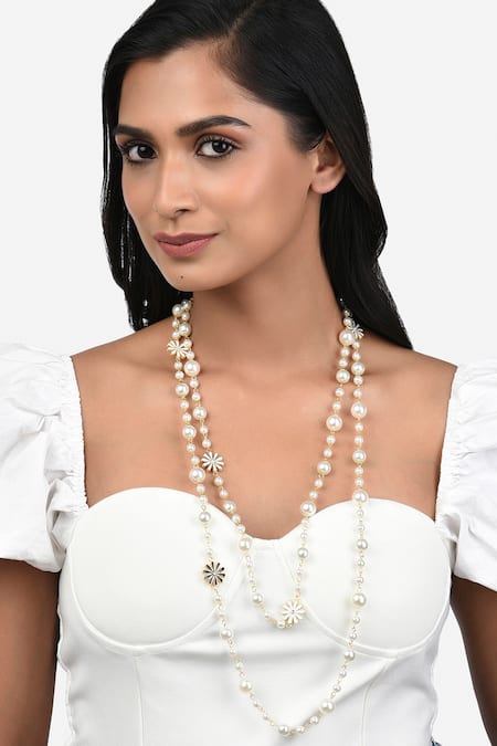 Ahaanya White Pearls Embellished Necklace