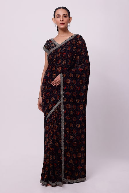 Onaya Velvet Moroccan Print Saree With Blouse 