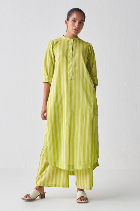 Buy Three Green Mul Woven Stripe Mandarin Collar Tunic at Aza Fashions Buy_Three_Green Mul Woven Stripe Mandarin Collar Tunic_at_Aza_Fashions