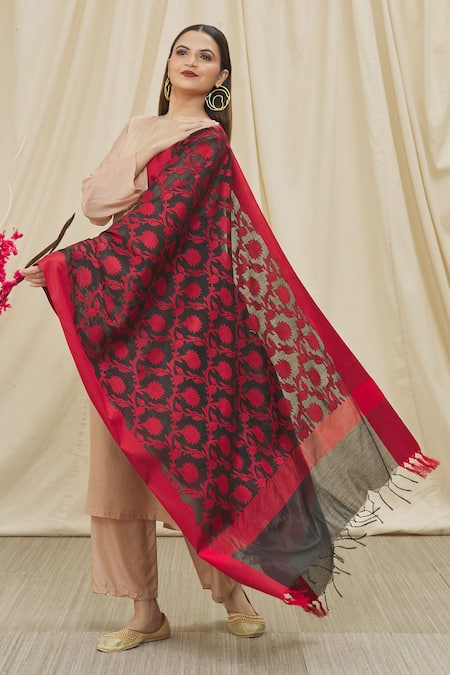 Khwaab by Sanjana Lakhani Floral Vine Woven Dupatta 