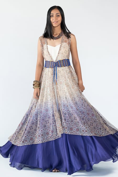 Nikita Vishakha Ombre Dyed Gown With Cape 