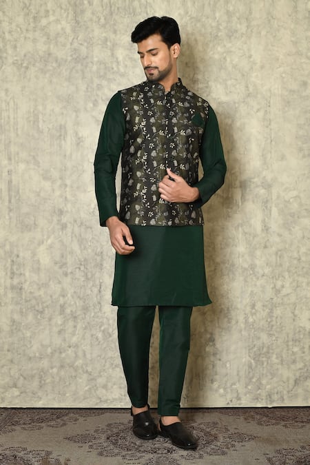 Aryavir Malhotra Leaf Print Cotton Bundi Kurta Set 