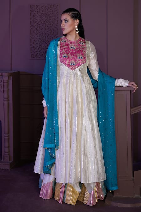 Pratibha Sultania White Chanderi Embellished Gota Round Anarkali Set 