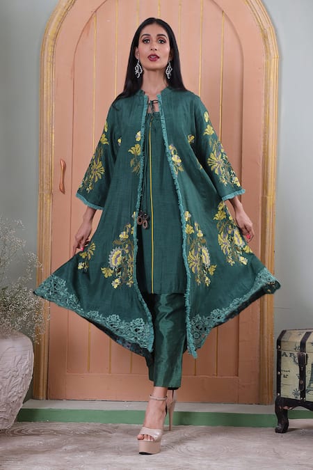 Sunita Nagi Green Dupion Silk Embroidered Cross Stitch Thread And Crochet Floral Pant Set 