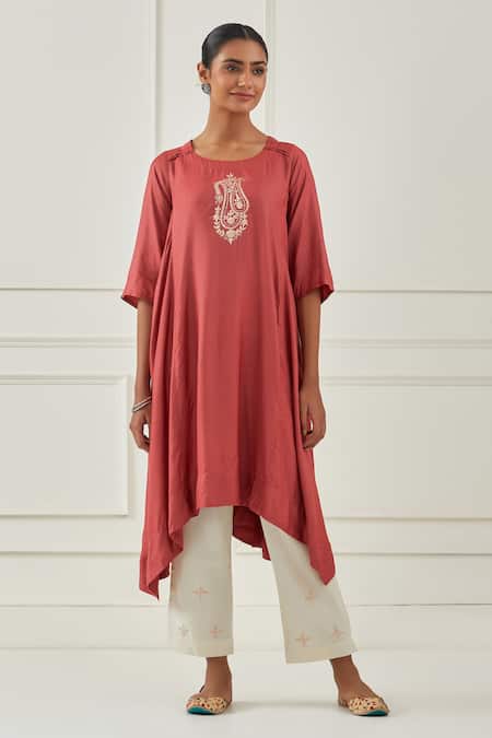 Buy Ikshita Choudhary Collection | Dupattas, Tunics & Kurtis for Women  Online - Aza Fashions