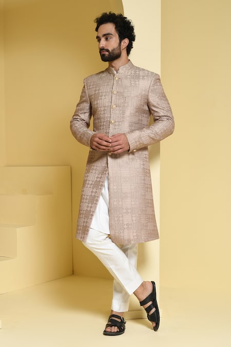 KUSTOMEYES Silk Embroidered Sherwani Set 