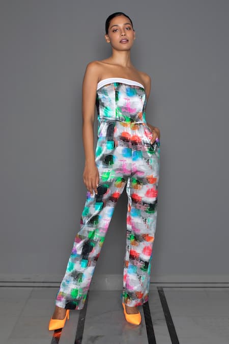 Buy Redefine Grey Mashru Silk Prism Straight Plaid Tube Jogger Jumpsuit at Aza Fashions Buy_Redefine_Grey Mashru Silk Prism Straight Plaid Tube Jogger Jumpsuit_at_Aza_Fashions
