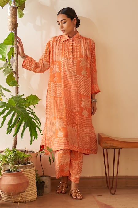 Rekha Agra Abstract Geometric Print Collared Kurta With Pant 