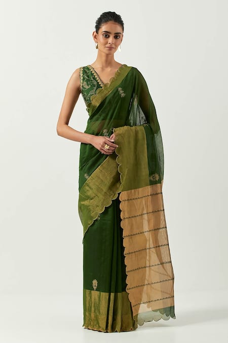 Label Earthen Green Chanderi Silk Embroidered V Neck Hina Woven Saree With Blouse 