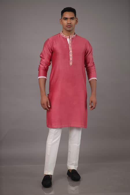 Para Thread Embroidered Kurta & Pant Set 