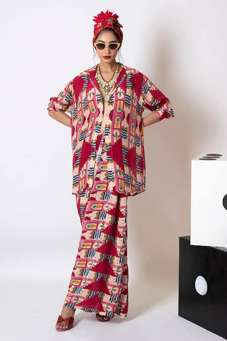 Pds By Sneha Abstract Print Shirt & Lungi Skirt Set 