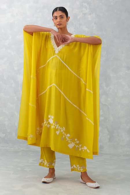 Devnaagri Flower Embroidered Kaftan & Pant Set 