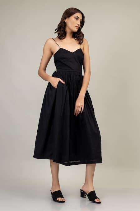 Doodlage Black Cotton Sweetheart Neck Mary Gathered Dress 