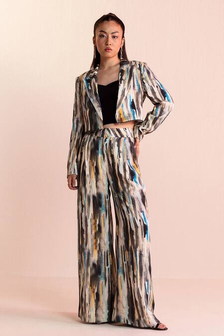 Joskai Studio Printed Two-Way Blazer & Pant Set 