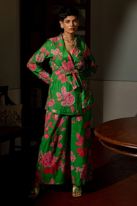 Paulmi And Harsh Full Blooming Print Blazer & Pant Set 