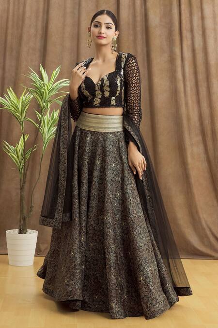 Buy Designer Nomi Ansari Wedding Lehenga Clothes