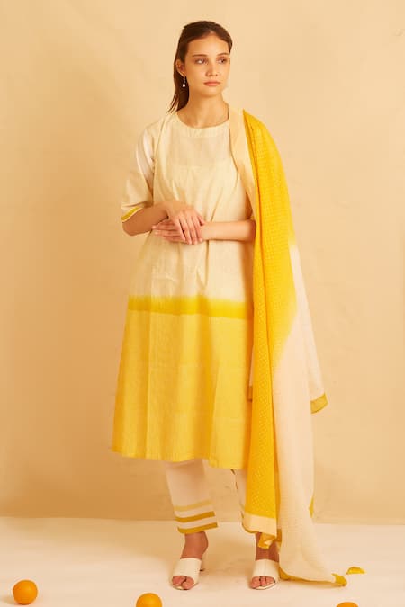 Banana Labs White Cotton Embroidery Round Neck Tangy Mango Printed Kurta Pant Set 