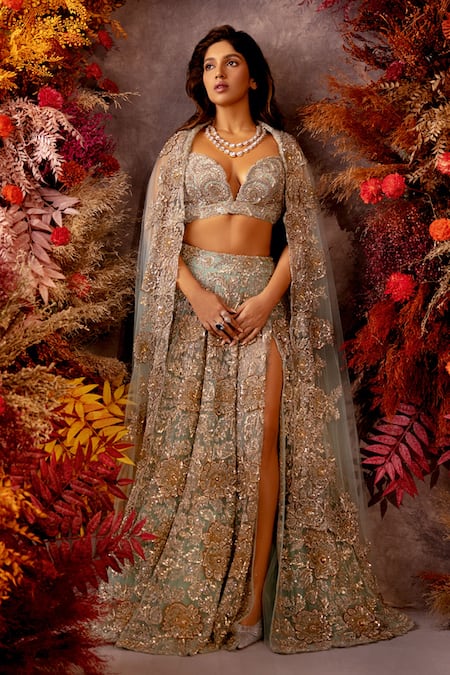 Mrunalini Rao Green Raw Silk And Net Embellished Rosette Slit Lehenga Set  