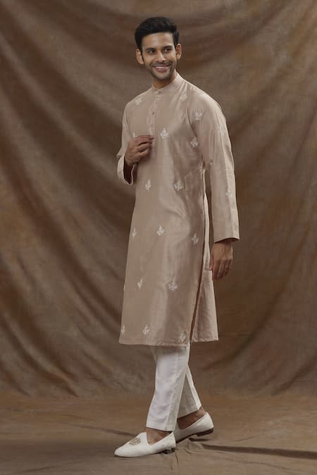 Essential Tips for Choosing the Perfect Kurta Pajama for Men | Nihal  Fashions Blog