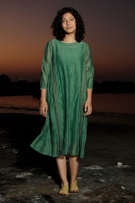 TATWA Green Viscose Zari Round Neck Handloom Chanderi Dress 