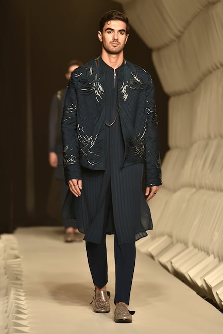 Rohit Gandhi + Rahul Khanna Pintuck Kurta 